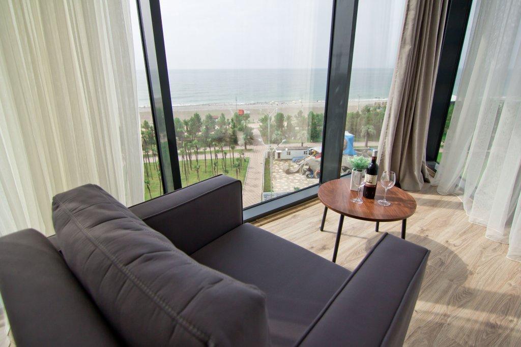 Bellevue Residential Hotel Batumi Esterno foto